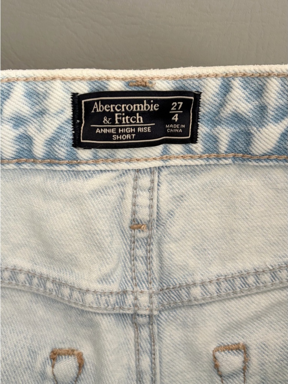 Abercrombie & Fitch Denim Shorts Women’s Annie High Rise Cutoff Distressed 27 - Picture 3 of 11